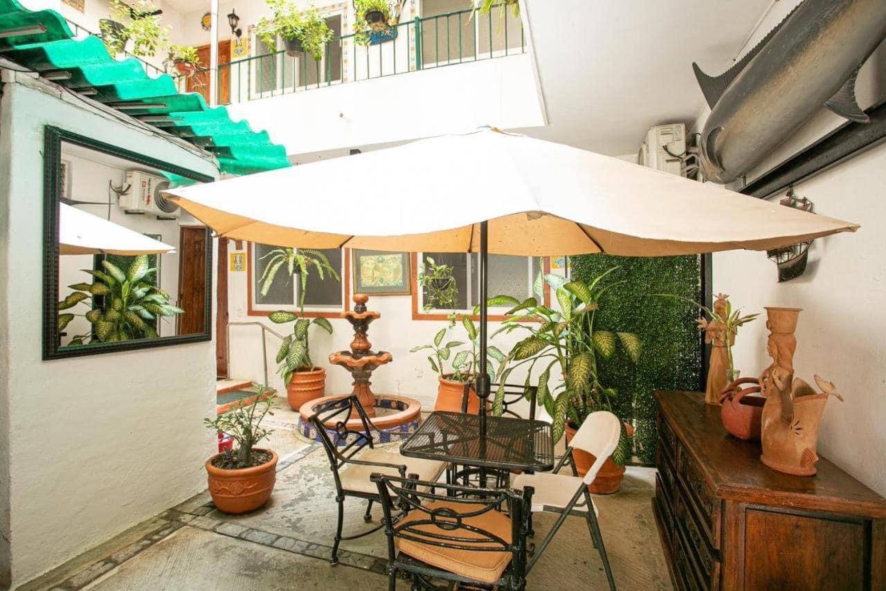 Vallarta Jr Suites Puerto Vallarta Exterior photo