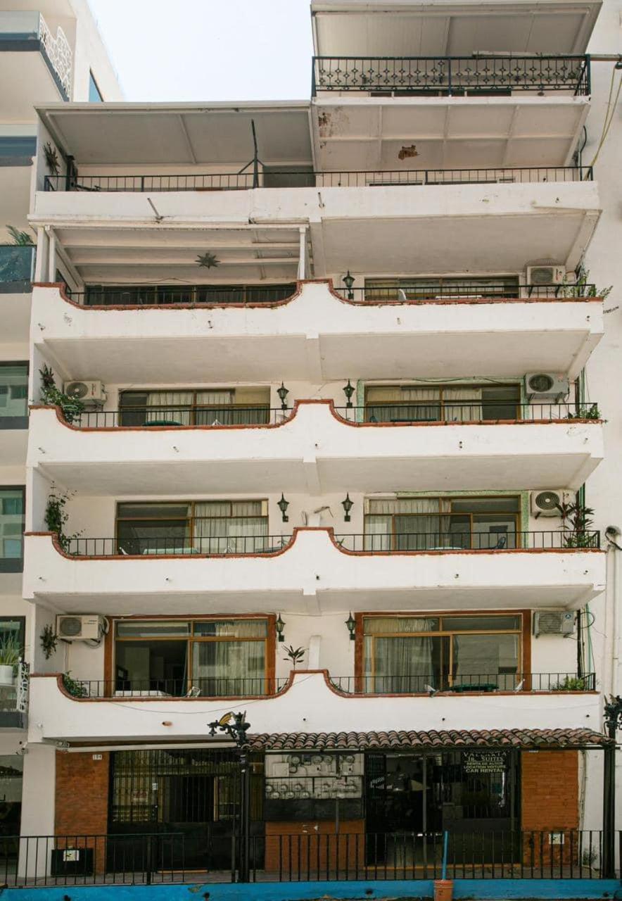 Vallarta Jr Suites Puerto Vallarta Exterior photo
